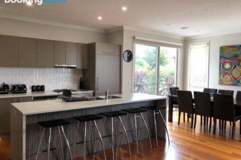 Taboga 3 Bedroom 3 Bathroom Villia - Great Ocean Road Tourism 5