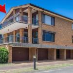COLUMBIA VIEWS 2 / 9 COLUMBIA CLOSE AIRCON WIFI NETFLIX VIEWS & BOAT PARKING - Great Ocean Road Tourism 0