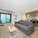 A Modern & Central Apt With Beautiful City Views - Great Ocean Road Tourism 0