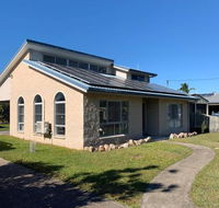 11 Anchovy Street Tin Can Bay Summer Haven coastal retreat - Great Ocean Road Tourism