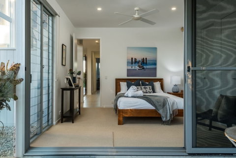 Sunshine Coast White House - Great Ocean Road Tourism 4