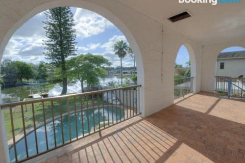 31 Rest Point Absolute Waterfront With Jetty - Great Ocean Road Tourism 4