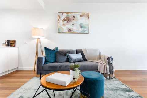 Urban Rest - Founders Lane - Great Ocean Road Tourism 1