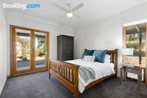 Mosss Place - Great Ocean Road Tourism 0