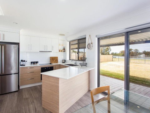 18 Rest Point - Great Ocean Road Tourism 3