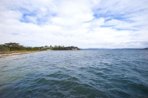 St Helens On The Bay Apartments - Great Ocean Road Tourism 1