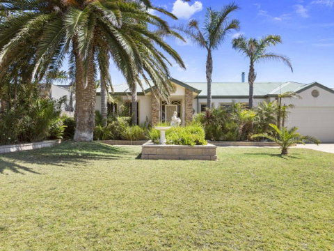 DIAMOND BAY RETREAT SORRENTO - Great Ocean Road Tourism 5