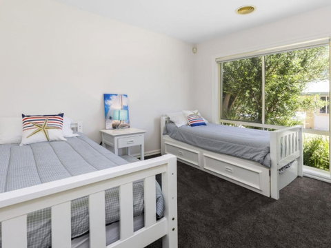DIAMOND BAY RETREAT SORRENTO - Great Ocean Road Tourism 1