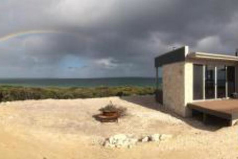 DEstrees Bay Beach House - Great Ocean Road Tourism 1