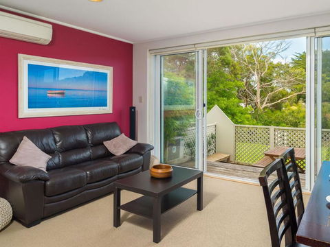 Dunsmore Lodge - Great Ocean Road Tourism 1