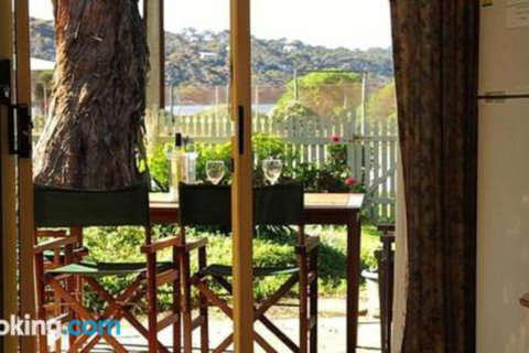 Schoolhouse Cottage American River - Great Ocean Road Tourism 4