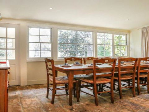 LAVENDER COTTAGE Alpine Southern Highlands 4pm Check Out Sundays - Great Ocean Road Tourism 4