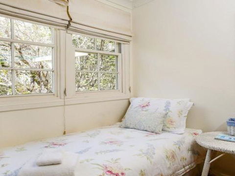 LAVENDER COTTAGE Alpine Southern Highlands 4pm Check Out Sundays - Great Ocean Road Tourism 2