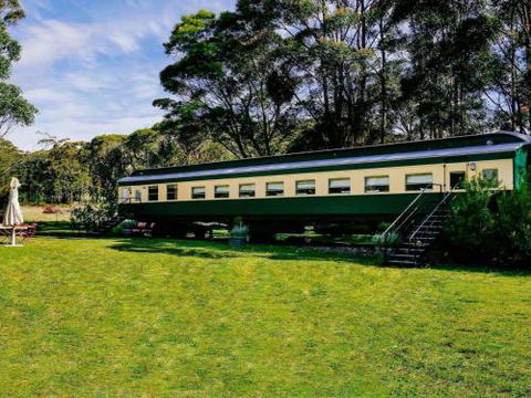 THE ANGAS CARRIAGE Alpine Southern Highlands 4pm Check Out On Sundays - Great Ocean Road Tourism 0