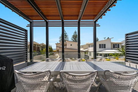 22 South Lennox Head - Great Ocean Road Tourism 5