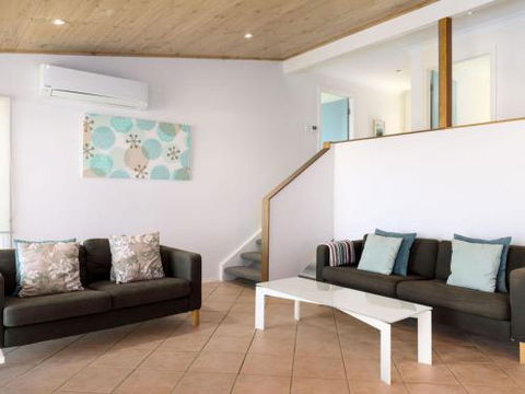 SPINIFEX Gerroa 4pm Check Out Sundays - Great Ocean Road Tourism 2