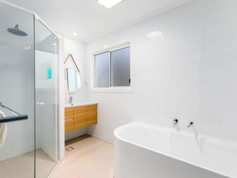 SPINIFEX Gerroa 4pm Check Out Sundays - Great Ocean Road Tourism 5