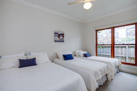 SantAnna - Great Ocean Road Tourism 1