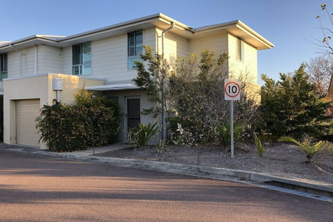 Pacific Blue 505-265 Sandy Point Road - Great Ocean Road Tourism 1