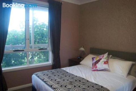 The Old Picnic Ground At Ironstone B & B - Great Ocean Road Tourism 3