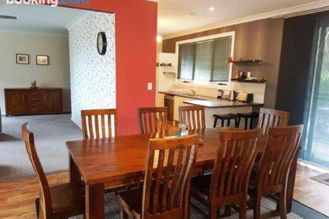 The Old Picnic Ground At Ironstone B & B - Great Ocean Road Tourism 2