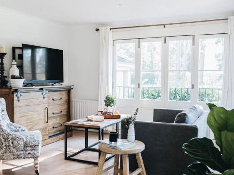 KIRRIEMUIR Burradoo Southern Highlands 4pm Check Out Sunday - Great Ocean Road Tourism 2