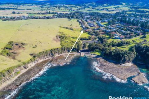 BLUE WATERS Gerringong 4pm Check Out Sundays - Great Ocean Road Tourism 4