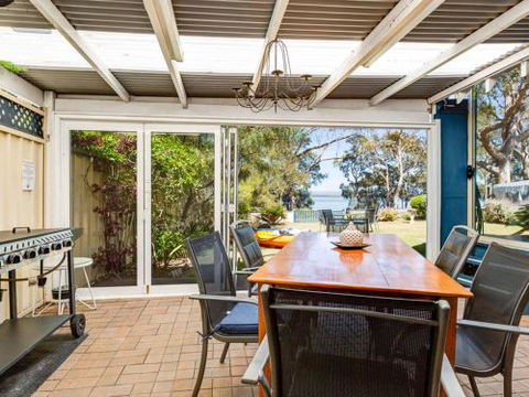 SORRENTO LAKESIDE Sanctuary Point 4pm Check Out Sundays - Great Ocean Road Tourism 2