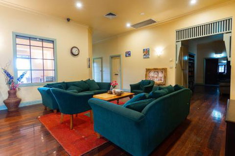 Acheron Valley Lakefront Cottages - Great Ocean Road Tourism 1