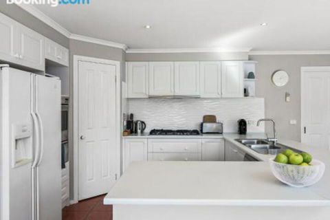 Rye Poolside Escape - Great Ocean Road Tourism 2