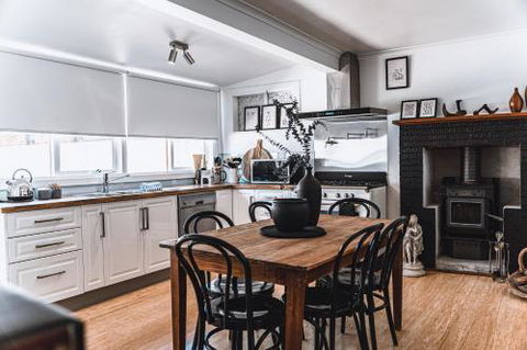 Saint Inez - Great Ocean Road Tourism 2