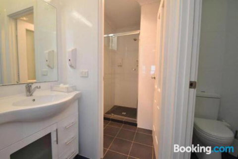 Miramar At Penneshaw KI - Great Ocean Road Tourism 4