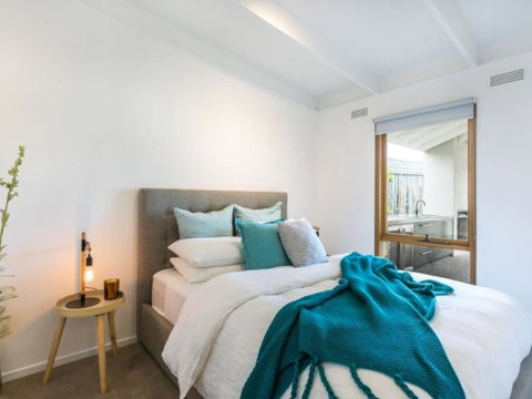Stunning Sorrento Escape With Pool - Great Ocean Road Tourism 1