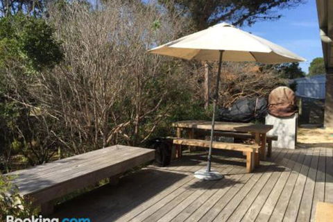 3 Anderson Avenue Sandy Point - Great Ocean Road Tourism 2