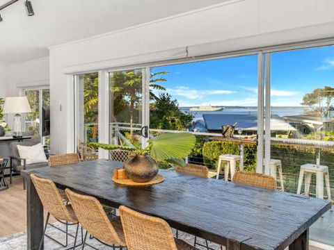 Akora At Hyams 4pm Check Out Sundays - Great Ocean Road Tourism 0