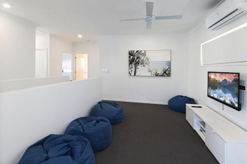 11 Ann Street Coolum Beach - Great Ocean Road Tourism 1