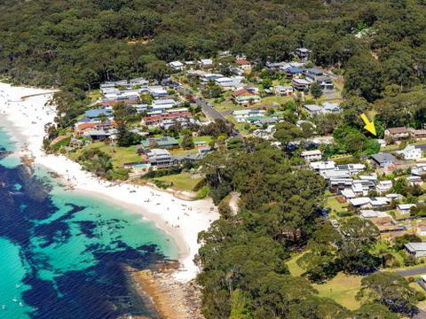 MOBYS At HYAMS Hyams Beach 4pm Check Out Sundays - Great Ocean Road Tourism 3