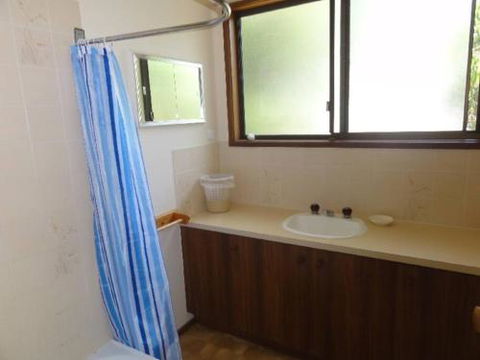 14 Tecoma Avenue Sandy Point - Great Ocean Road Tourism 3