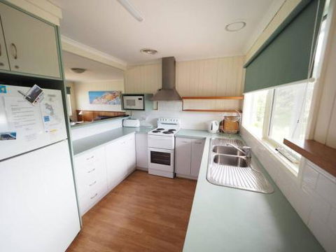 27 Beach Parade Sandy Point - Great Ocean Road Tourism 6
