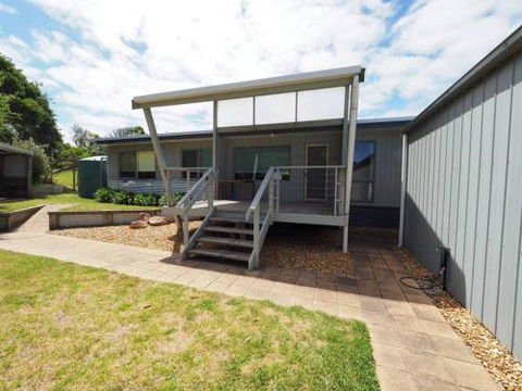 27 Beach Parade Sandy Point - Great Ocean Road Tourism 0