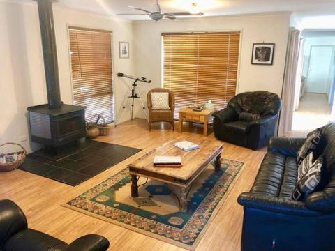1 Tecoma Avenue Sandy Point - Great Ocean Road Tourism 1