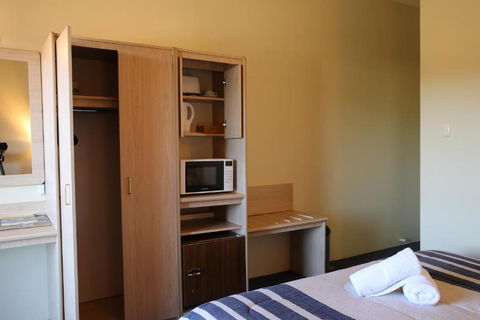 Blue Mountain Motel - Great Ocean Road Tourism 2