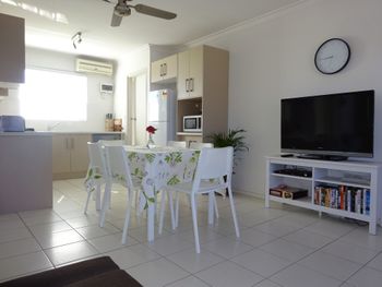 Selene Holiday Apartment AtWest Beach - Great Ocean Road Tourism 1