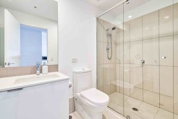 Bright 2 Bedroom Seafoam Apartment - Great Ocean Road Tourism 4