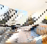 STAYCO Serviced Apartments - Crows Nest - Great Ocean Road Tourism