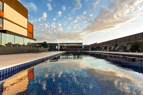 Trendy Self Contained City Apartment - Great Ocean Road Tourism 3