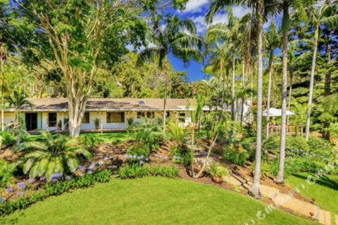 Sensom Luxury Bed & Breakfast Coffs Harbour - Great Ocean Road Tourism 0