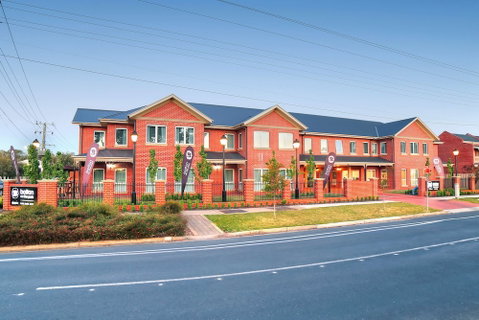 BEST WESTERN Plus Bolton On The Park - Great Ocean Road Tourism 1