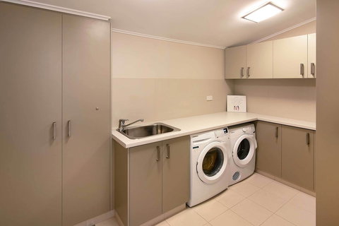 Gifford Getaway - Great Ocean Road Tourism 4