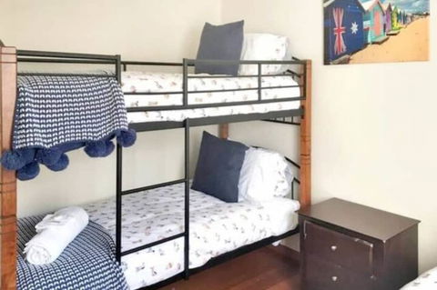 Home Near Shops & Beach - Great Ocean Road Tourism 4